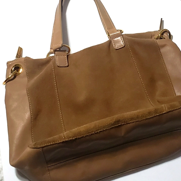 Hammit HandBag with Gold Hardware.